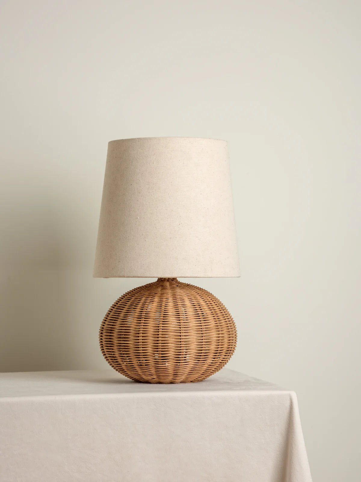 Solana Table Lamp